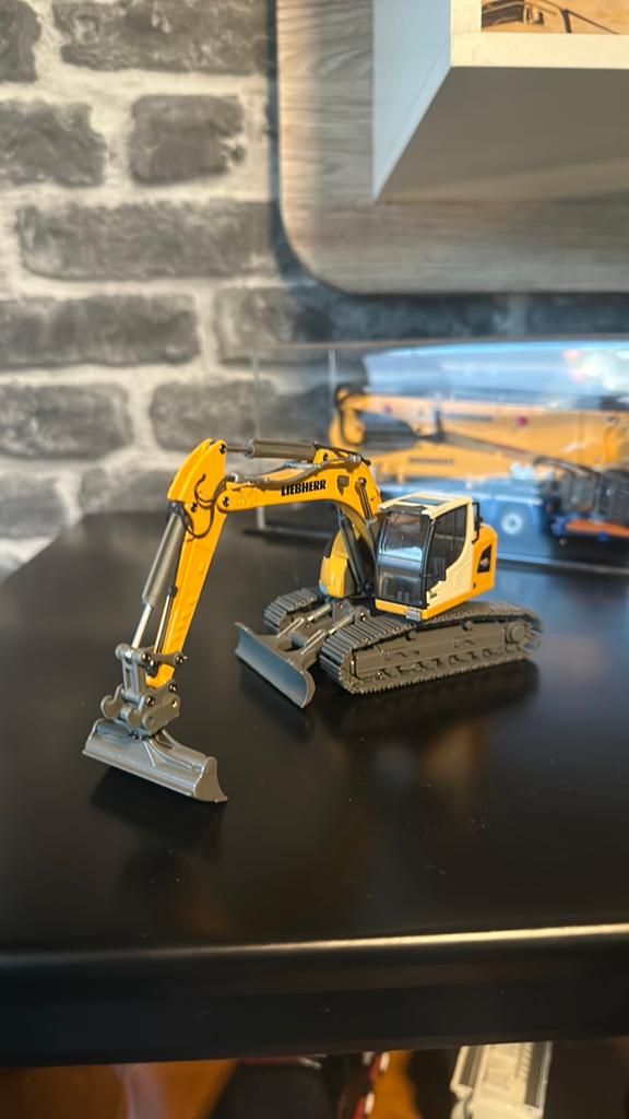 Conrad liebherr 920 compact, Ophalen of Verzenden, Nieuw