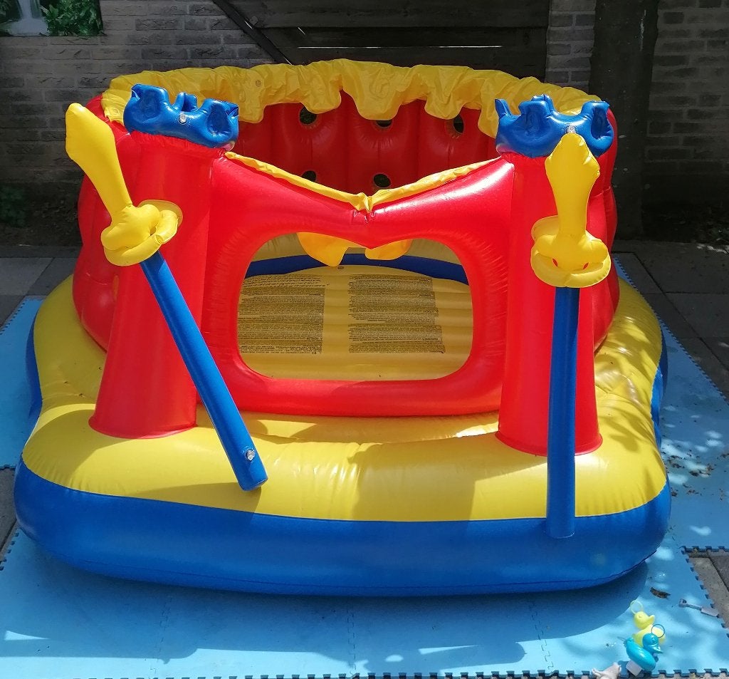 Springkasteel en ballenbak met heel veel ballen, Kinderen en Baby's, Speelgoed | Buiten | Los speelgoed, Ophalen of Verzenden