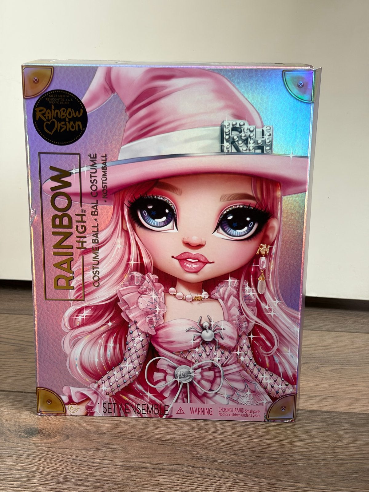 Rainbow High Costume Ball Bella Parker Pop Nieuw in doos, Ophalen of Verzenden, Nieuw, Overige typen