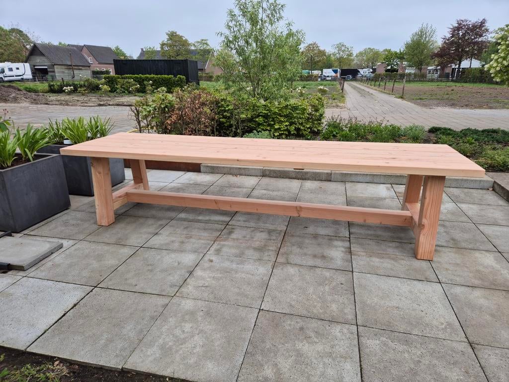 Robuuste Douglas houten balken Tuintafel met houten poten, Ophalen