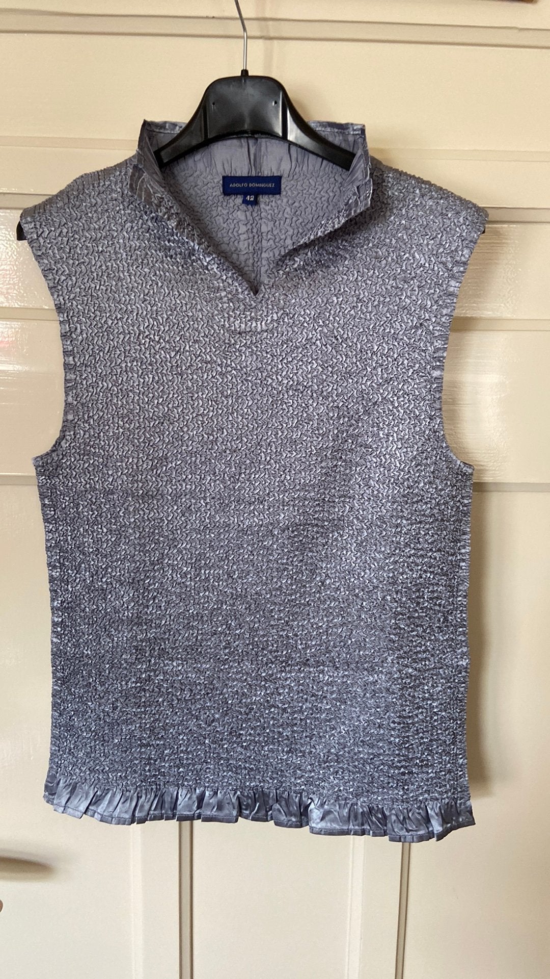 Adolfo Dominguez blouse (top ) mt 42 nieuw rekbaar., Ophalen of Verzenden, Nieuw, Maat 42/44 (L), Grijs