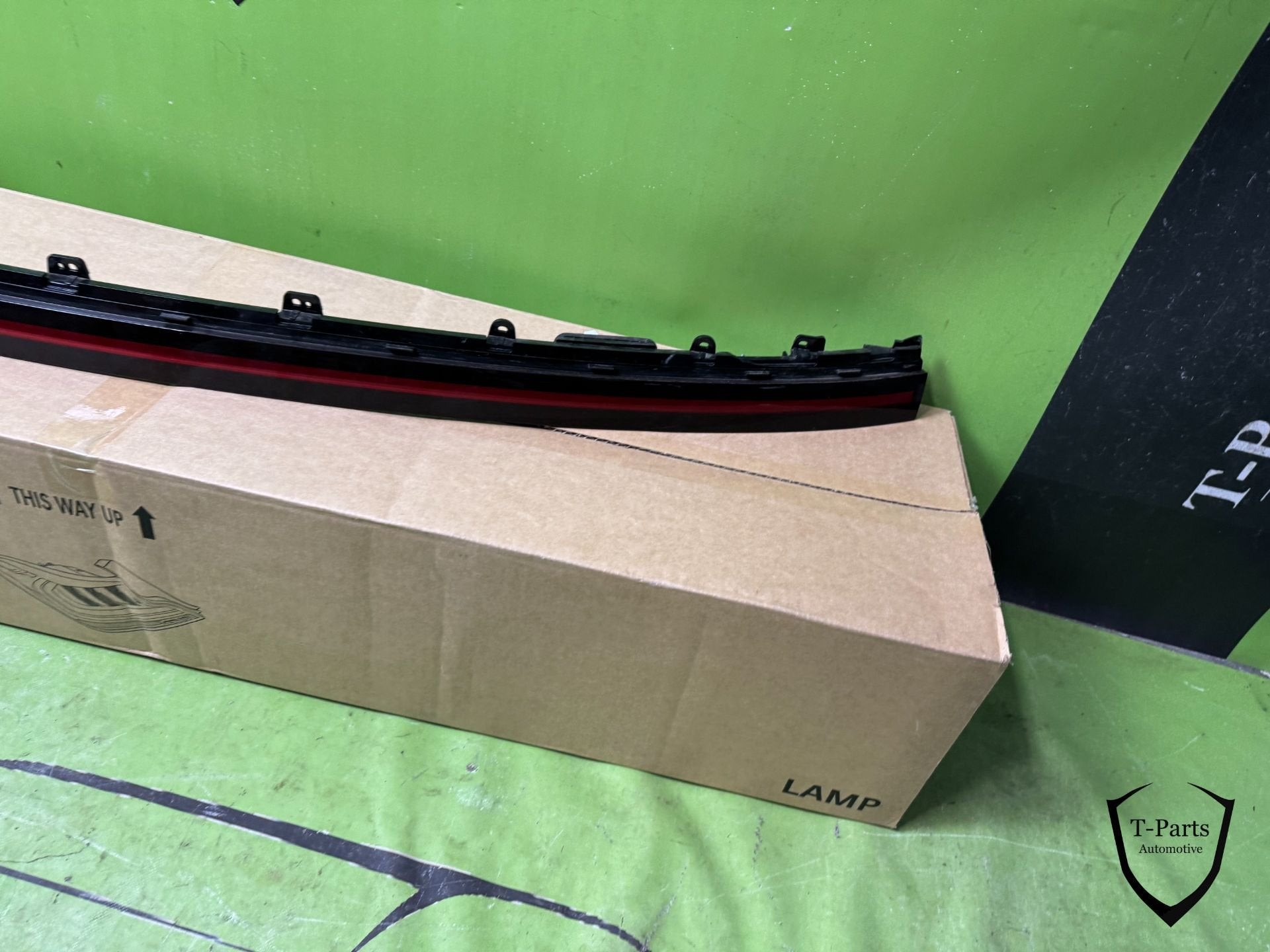 hyundai kona achterlicht balk 92490BE000, Gebruikt, Heolleung-ro 12
06797  Seoul, Ophalen of Verzenden, Info@hyundai.com