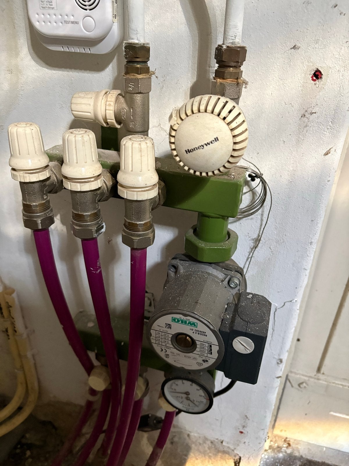 3 groeps  WILO Pomp voor Vloerverwarming, Ophalen of Verzenden, Gebruikt, Thermostaat