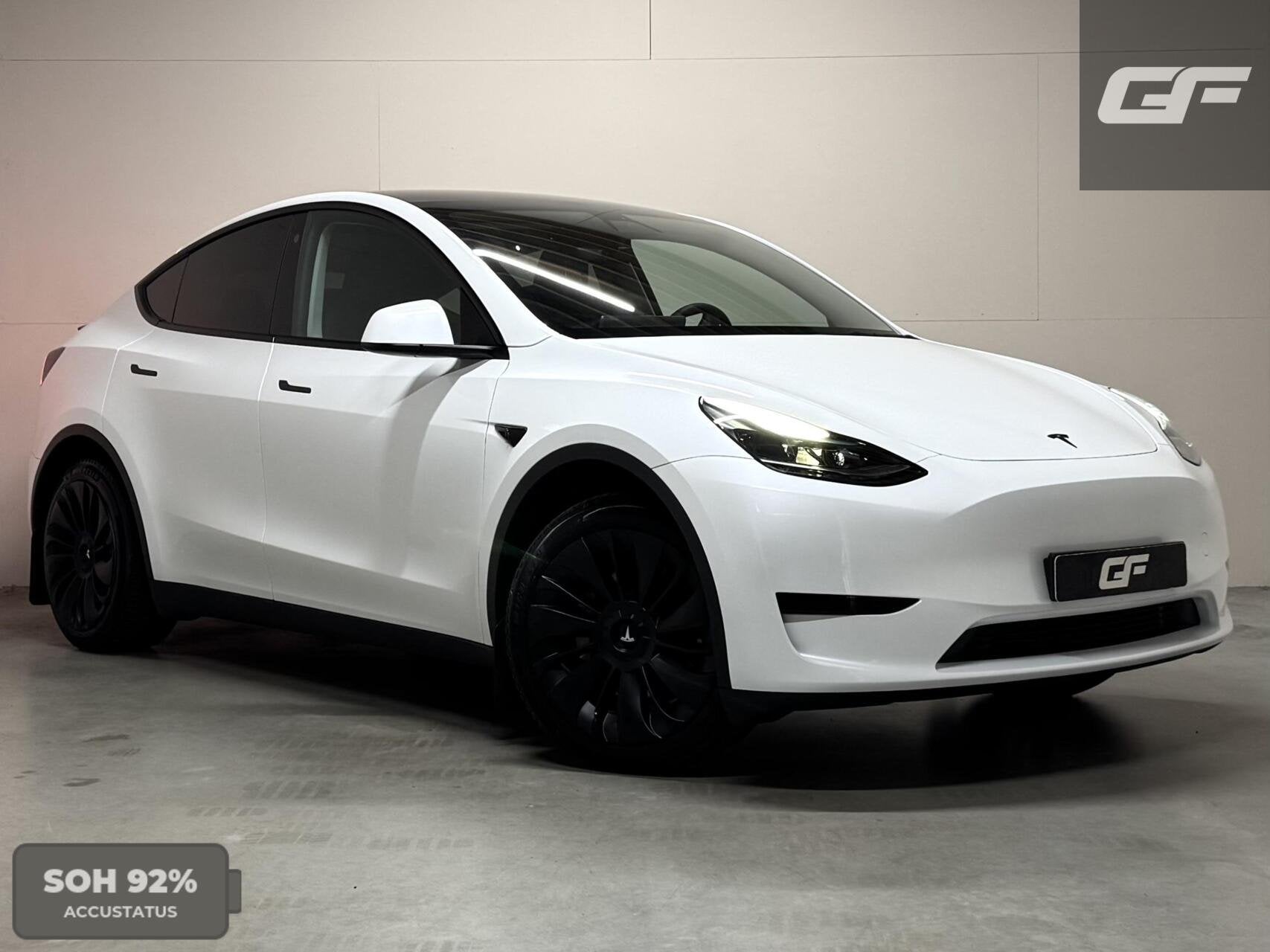 Tesla Model Y RWD 58 kWh 92% SOH Black Edition Trekhaak FSD, Auto's, Automaat, Achterwielaandrijving, Gebruikt, Zwart