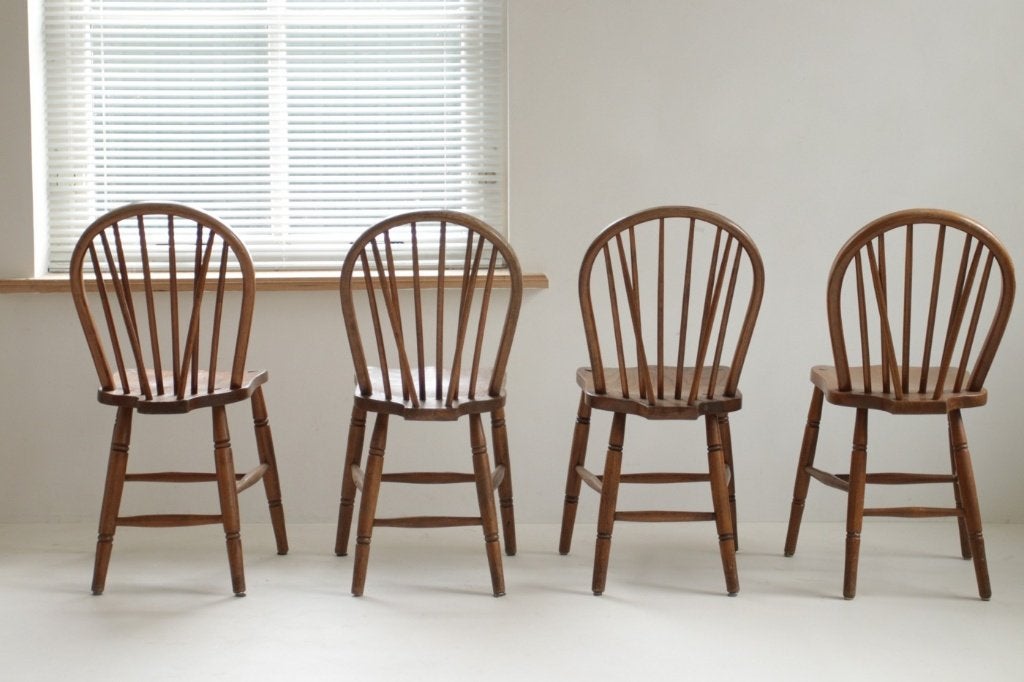 4 negentiende-eeuwse Britse militaire Windsor stoelen WD, Antiek en Kunst, Ophalen