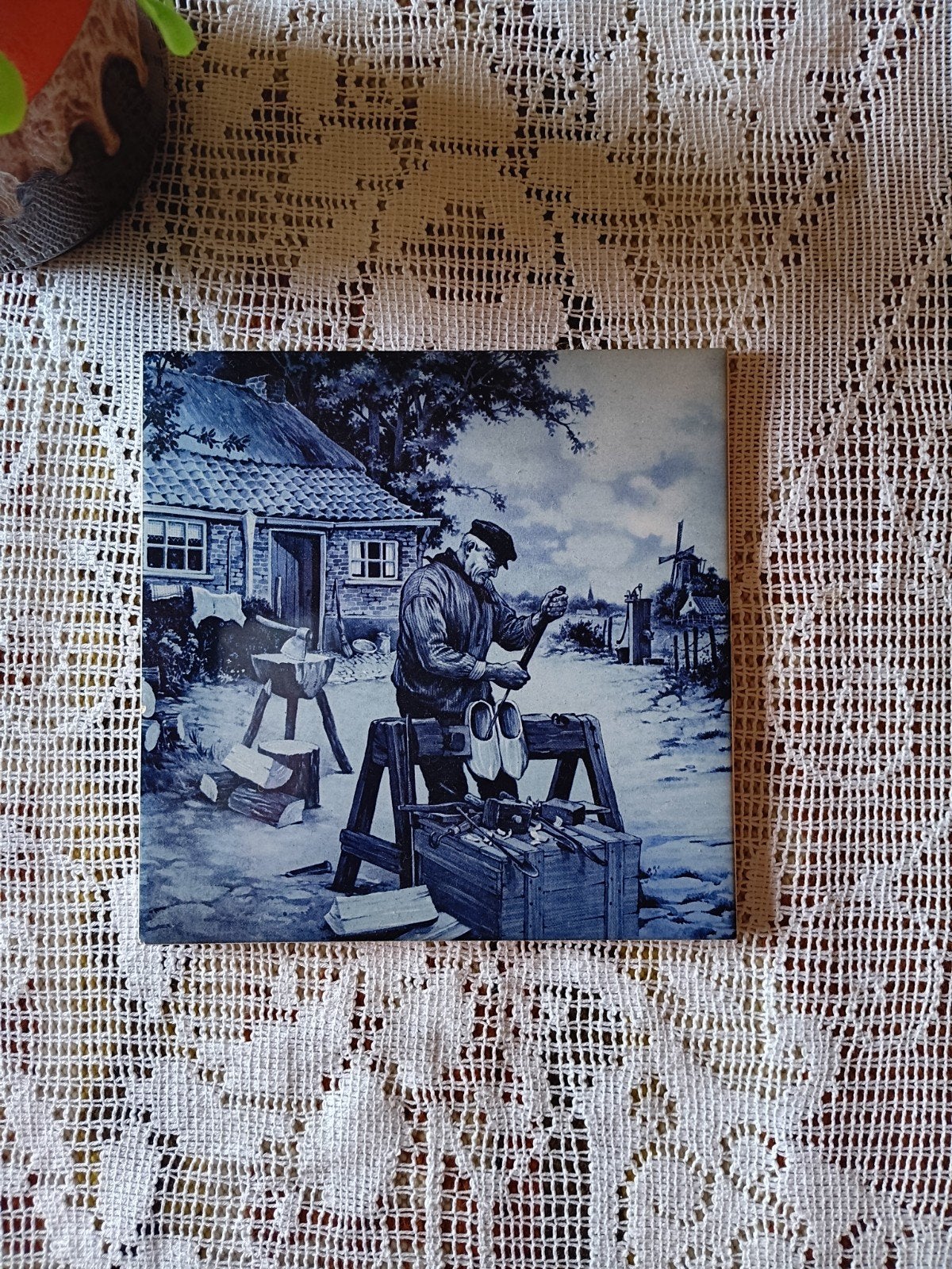Delfts blauwe tegel klompenmaker, Ophalen of Verzenden