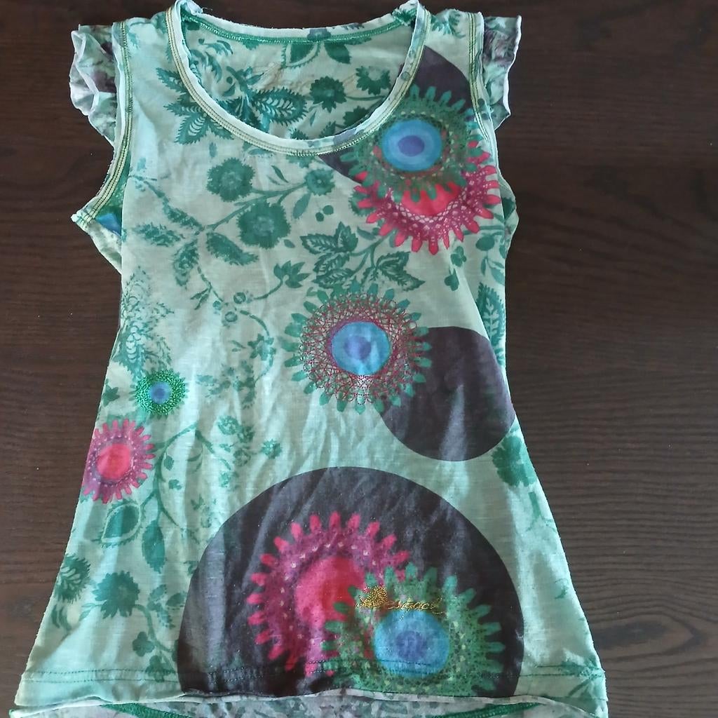 Desigual topje maat M, rookvrij, Ophalen of Verzenden, Zo goed als nieuw, Zonder mouw