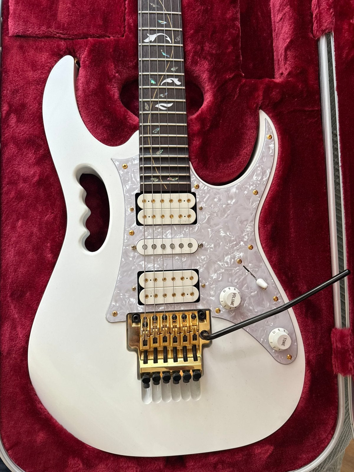 Ibanez JEM7VWH 2017, Ophalen, Zo goed als nieuw, Solid body, Ibanez