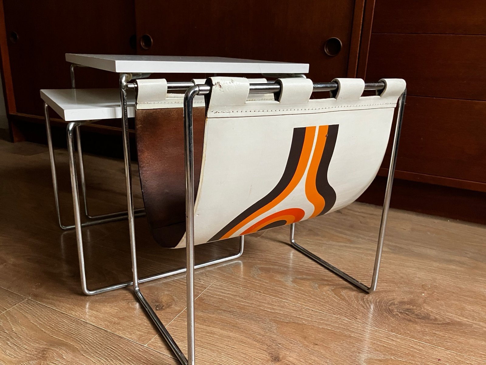70s Vintage Brabantia tafeltjes met lectuurbak., Bijzettafel met lectuurbak, Ophalen, Gebruikt, Vintage