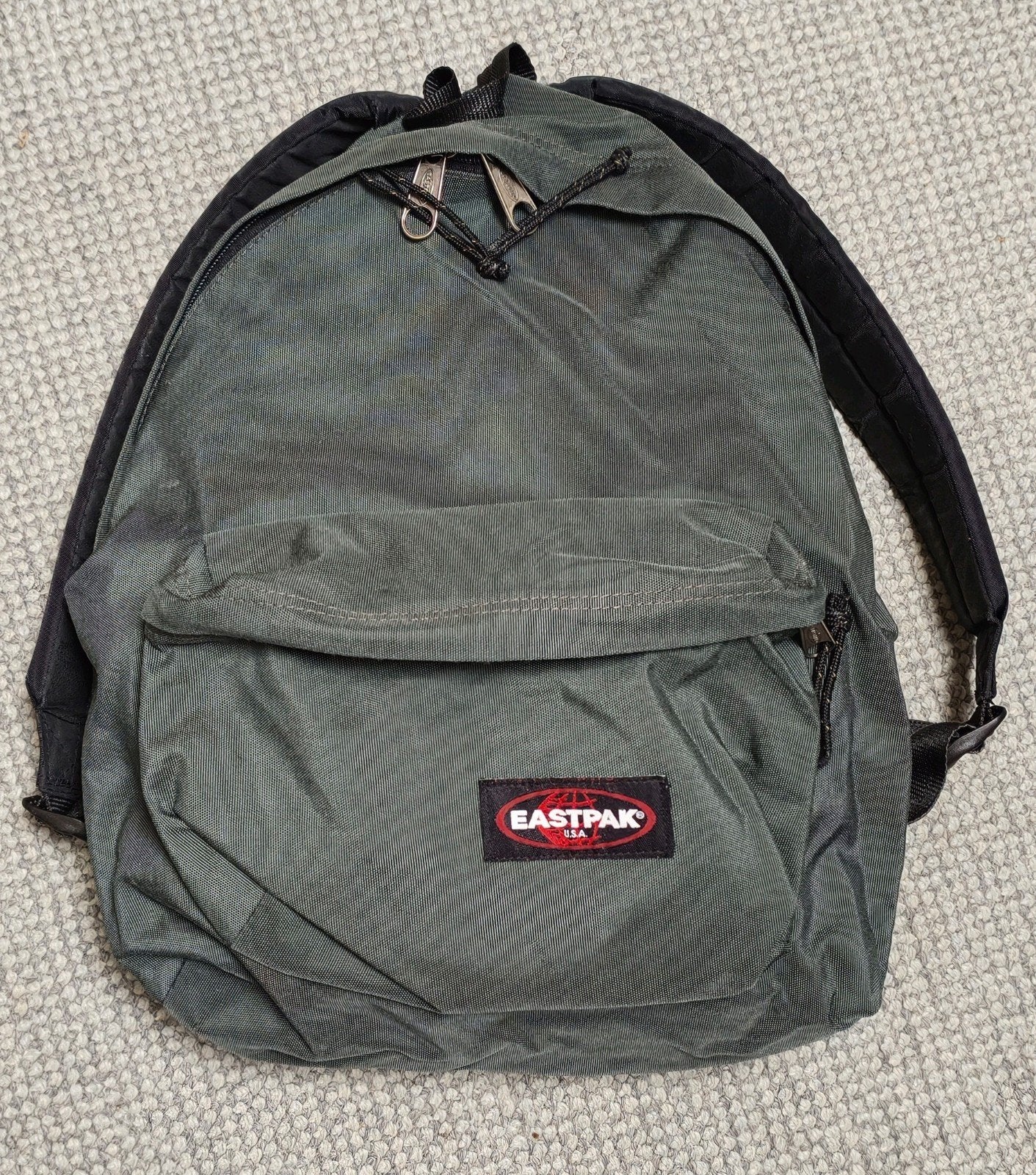Eastpak Rugzak Antraciet Grijs, 45 tot 60 cm, Gebruikt, 25 tot 40 cm, Ophalen of Verzenden
