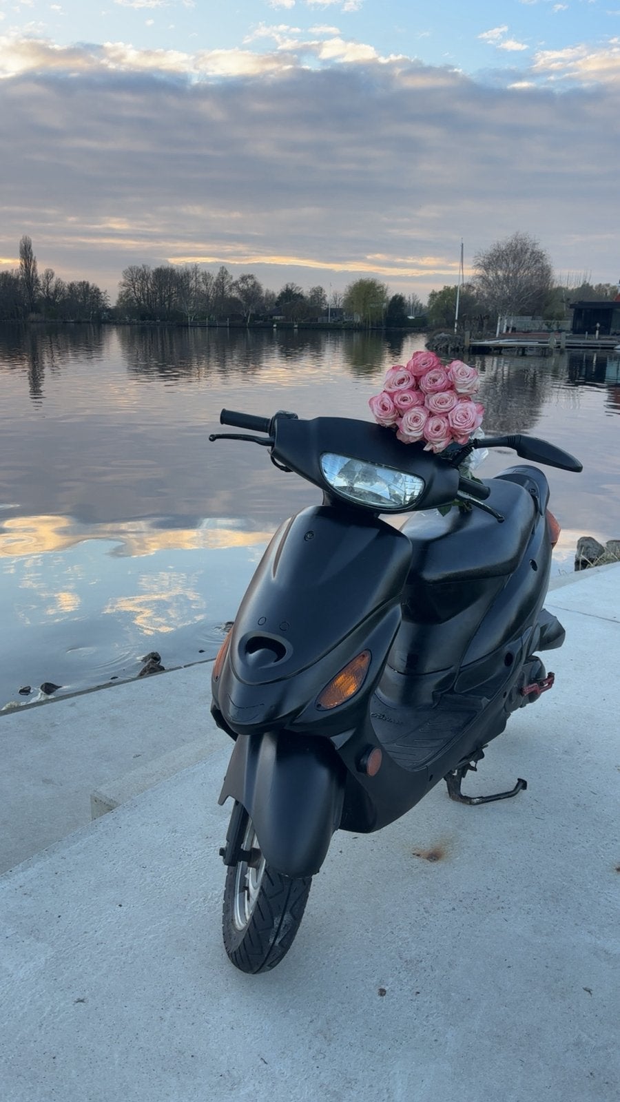 Kymco filly 2005 werkt niet, Fietsen en Brommers, Ophalen, Zo goed als nieuw, Benzine