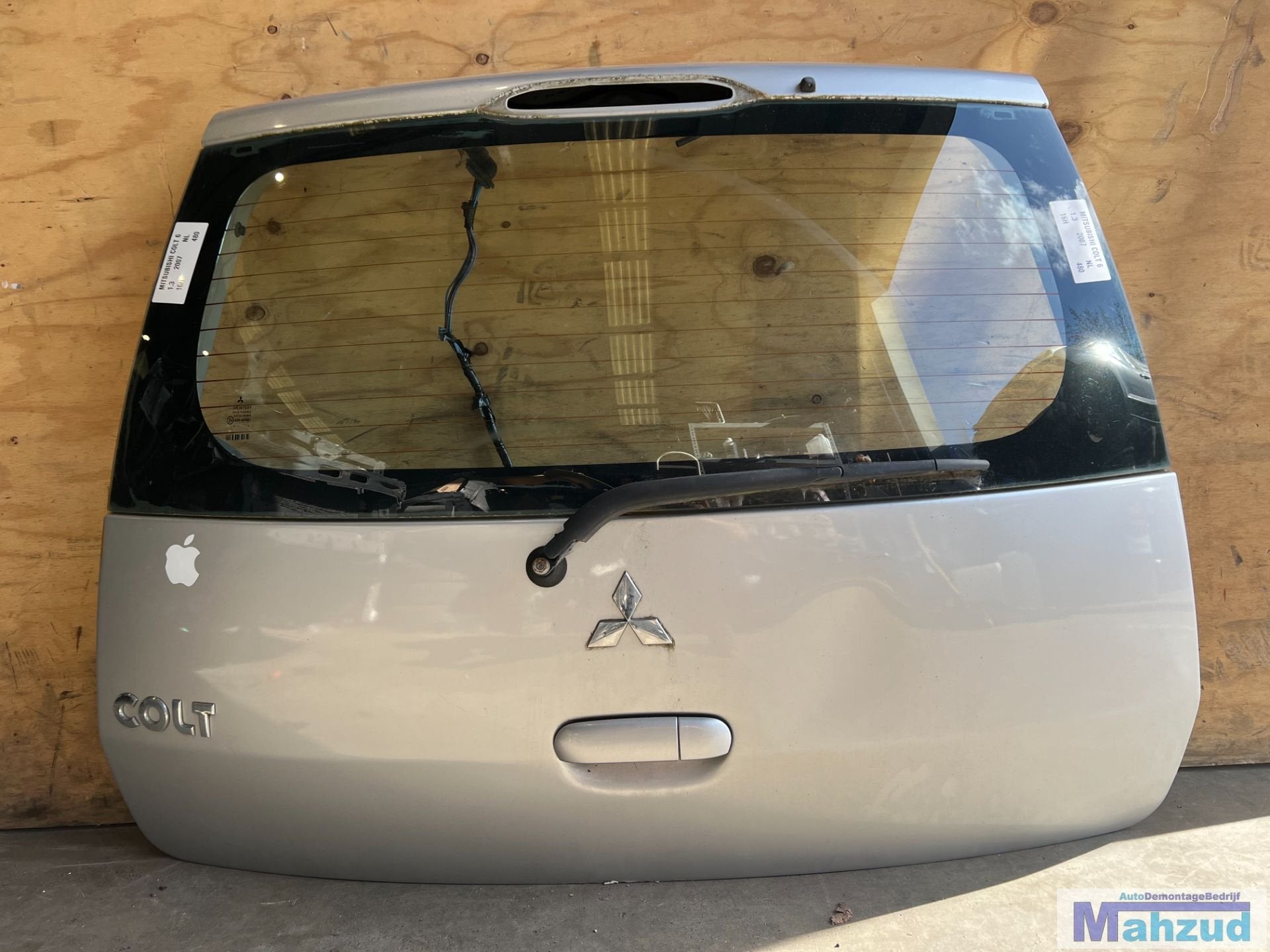 Mitsubishi colt 6 grijs 16H achterklep 2004-2014, Info@mitsubishi-motors.com, Gebruikt, Deur, Mitsubishi Motors Corporation