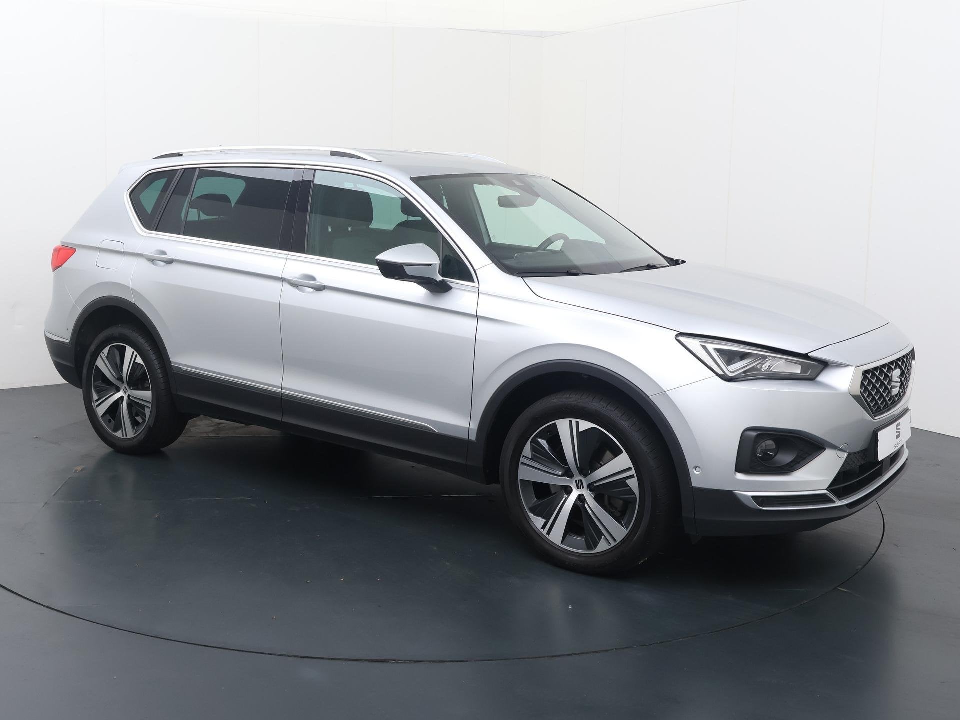 SEAT Tarraco 1.4 TSI e-Hybrid PHEV Xcellence | 245 PK | SoH, Auto's, 12 maanden, Stof, 4 cilinders, Hybride Elektrisch/Benzine