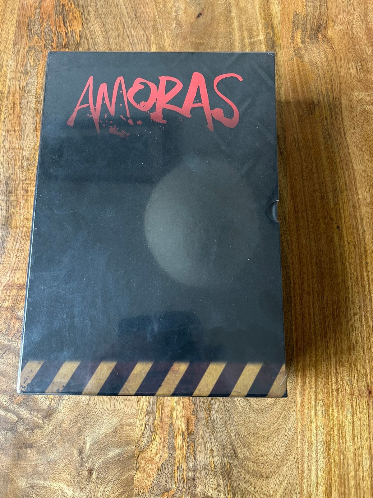 Amoras box vol nieuw in folie 2015, Eén stripboek, Ophalen of Verzenden, Zo goed als nieuw