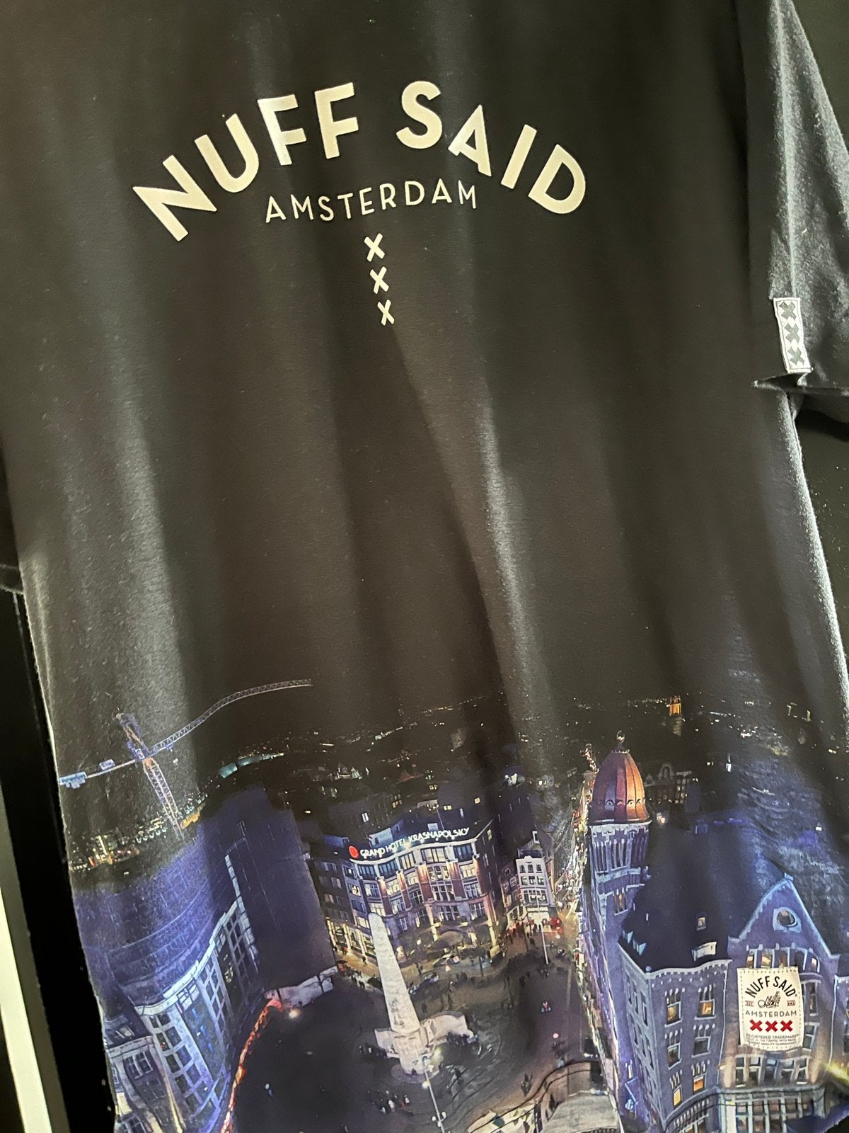 Nuff Said Amsterdam T-shirt - Maat L, Kleding | Heren, Ophalen of Verzenden, Gedragen, Maat 52/54 (L), Zwart