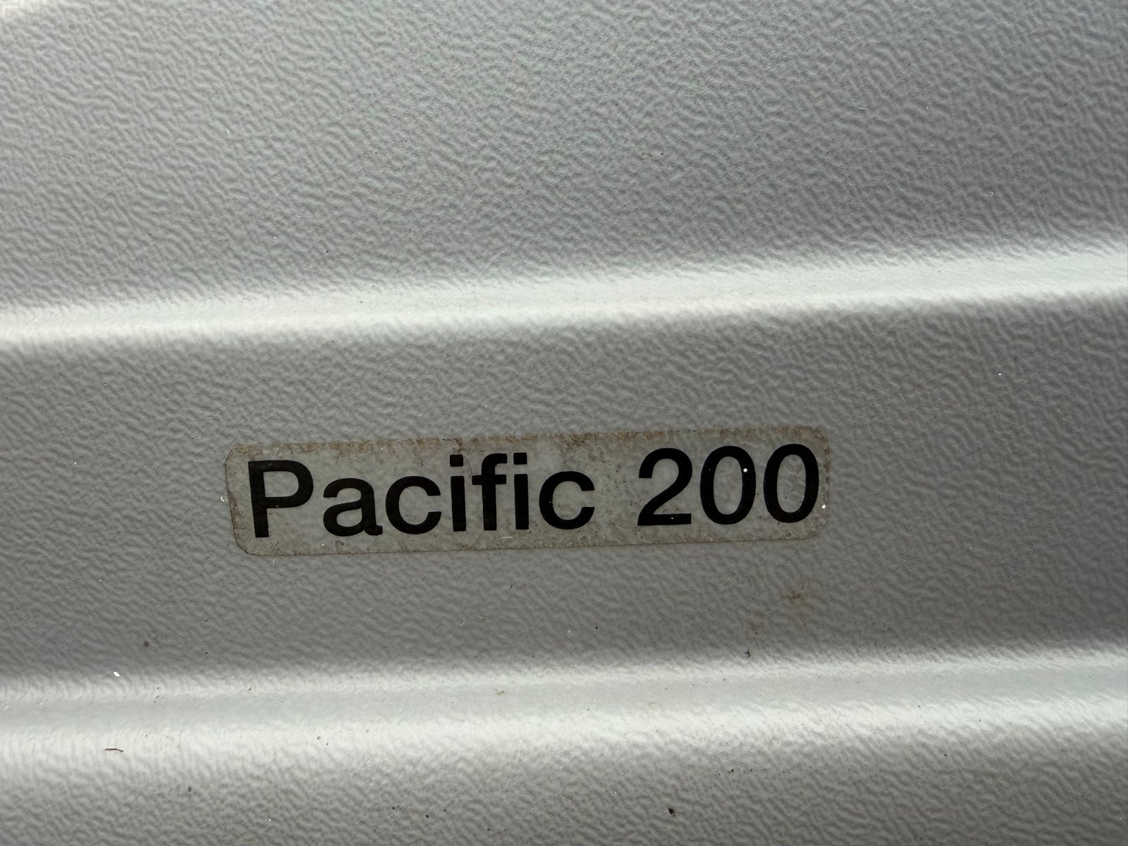 Thule Pacific 200 Dakkoffer - Ruime en Betrouwbare Bagagebox, Auto diversen, Ophalen, Gebruikt