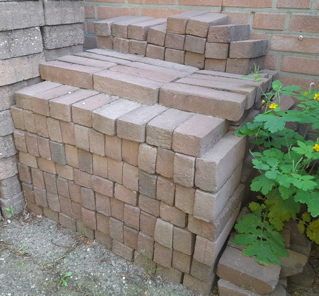 Gratis ophalen: circa 240 klassieke bakstenen klinkertjes, Ophalen, Gebruikt, Overige materialen, Klinkers