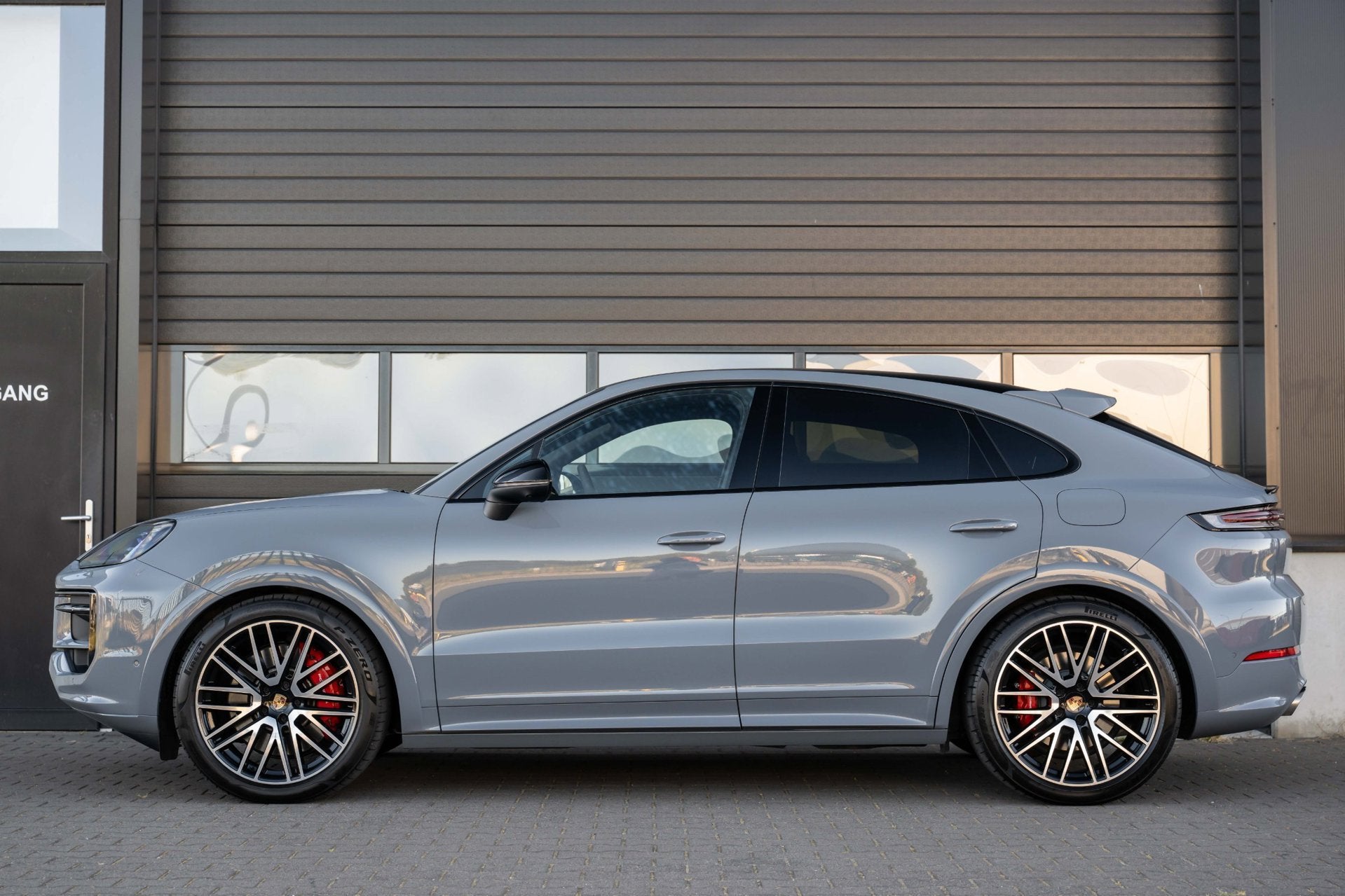Porsche Cayenne Coupe 3.0 S E-Hybrid|Pano|Chrono|HuD|Bose|Tr, Automaat, Gebruikt, Bedrijf, Vierwielaandrijving