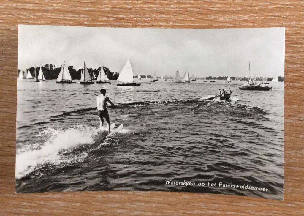 Paterswolde, Waterskyen op het Paterswoldsemeer, Verzamelen, Ansichtkaarten | Nederland, Ophalen of Verzenden, 1960 tot 1980, Gelopen