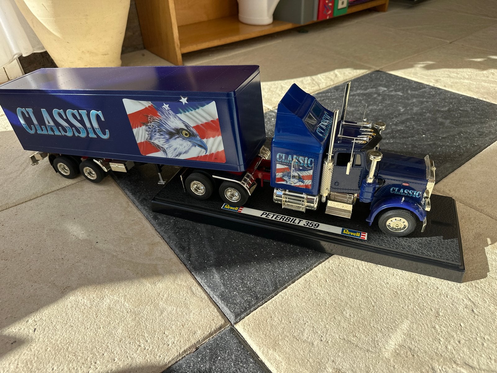 Revell 08897 - Peterbilt 359 Classic Truck & Trailer 1:24, Ophalen of Verzenden, Zo goed als nieuw, Truck, 1:32 tot 1:50