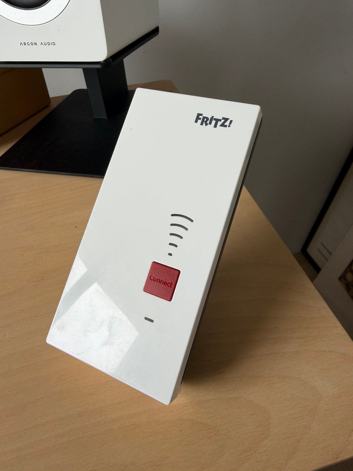 AVM FRITZ!Repeater 2400 – Wifi versterker, Computers en Software, WiFi-versterkers, Ophalen of Verzenden, Zo goed als nieuw