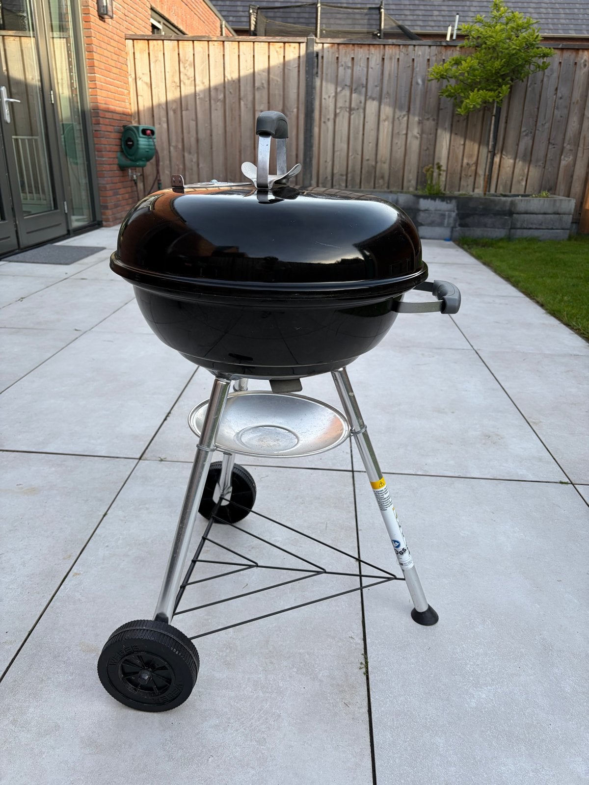 Weber Compact barbecue, nauwelijks gebruikt, 47 cm diameter