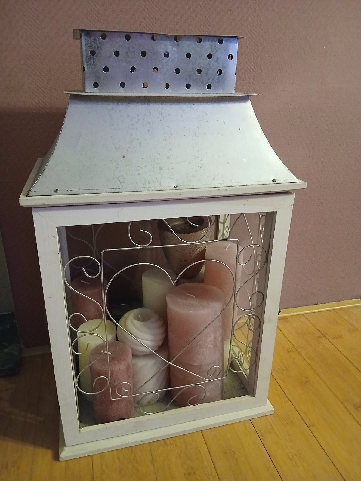 2 Grote lantaarn met hartdecoratie en glas, 60cm hoog, Huis en Inrichting, Ophalen of Verzenden, Gebruikt, Glas, Lantaarn
