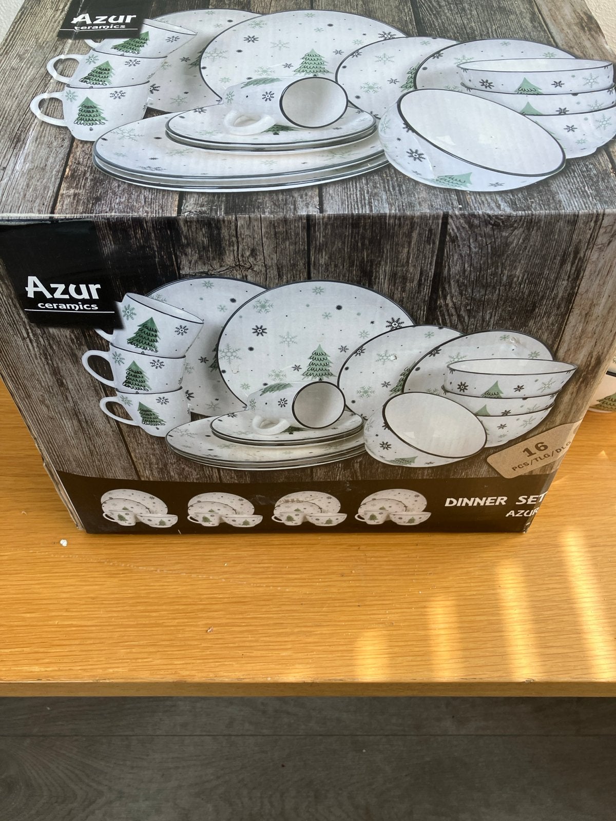 Azur Keramiek Servies - 16-delig Kerstthema, Overige merken, Keramiek, Nieuw, Ophalen of Verzenden
