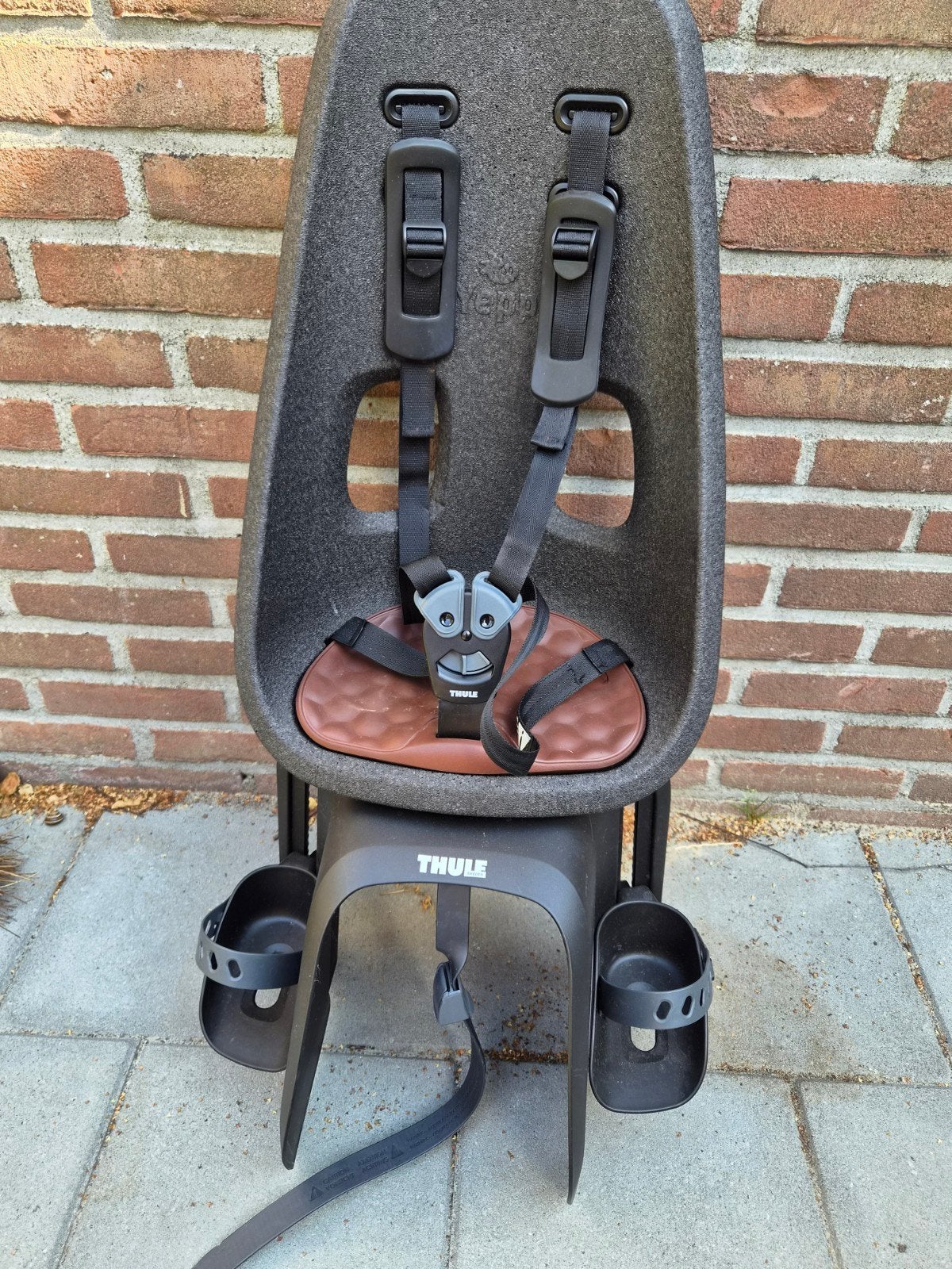 Thule Yepp Nexxt Maxi Achterzitje - Zo goed als nieuw, Fietsen en Brommers, Fietsaccessoires | Fietsstoeltjes, Ophalen, Achterzitje
