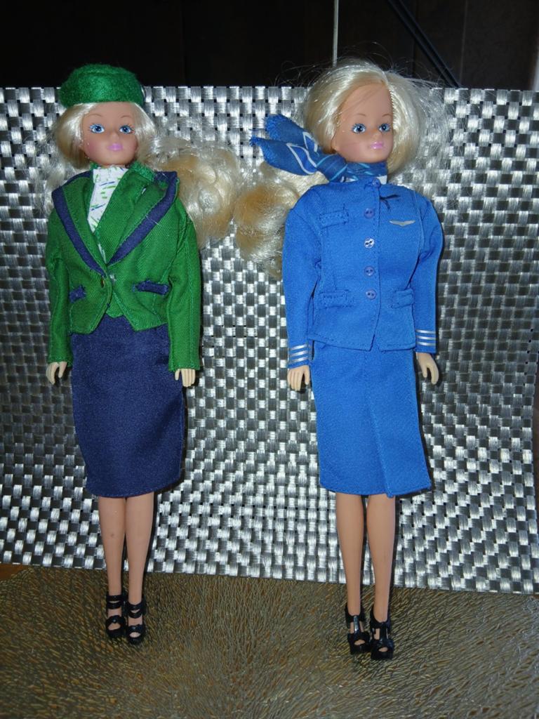 Barbie klm en transavia, Ophalen of Verzenden, Gebruikt