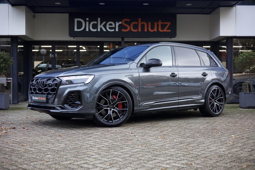 Audi Q7 60 TFSIe Competition Vierwielb. | Pano | Massage | T, Auto's, Audi, Automaat, 2995 cc, 26 kWh, 489 pk