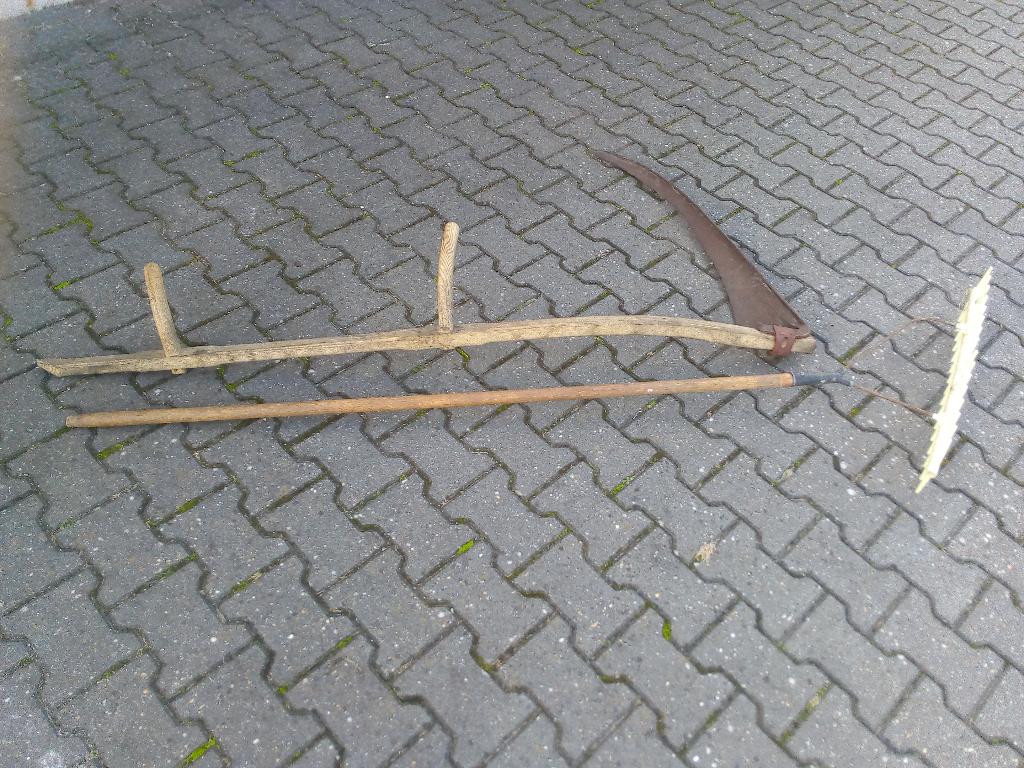 Zeis met hooivork, Ophalen