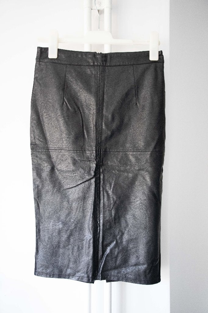 Nep leren rok Rinascimento maat M, Kleding | Dames, Rokken, Maat 38/40 (M), Zwart, Rinascimento, Ophalen of Verzenden