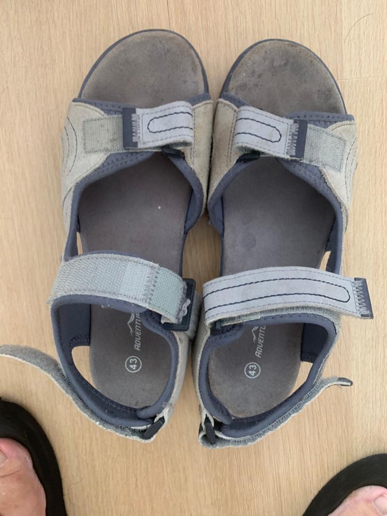 Aangeboden heren sandalen, Ophalen of Verzenden, Zo goed als nieuw