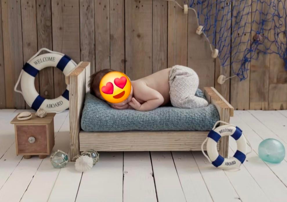 Newborn Photography bed. Foto props. Stijgerhouten bedje, Ophalen of Verzenden