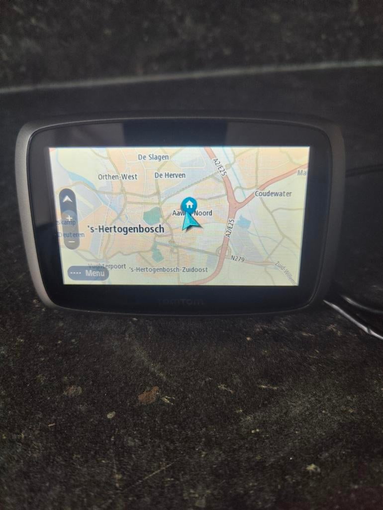 TomTom GO 400 navigatiesysteem met alle accessoires en hoesj, Auto diversen, Ophalen of Verzenden