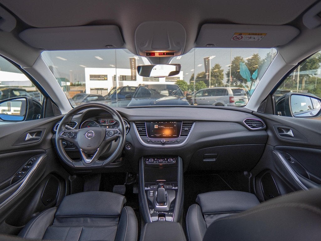 Opel Grandland X 1.6 Turbo Hybrid4 Business Executive | Deno, Automaat, Gebruikt, Zwart, 4 cilinders