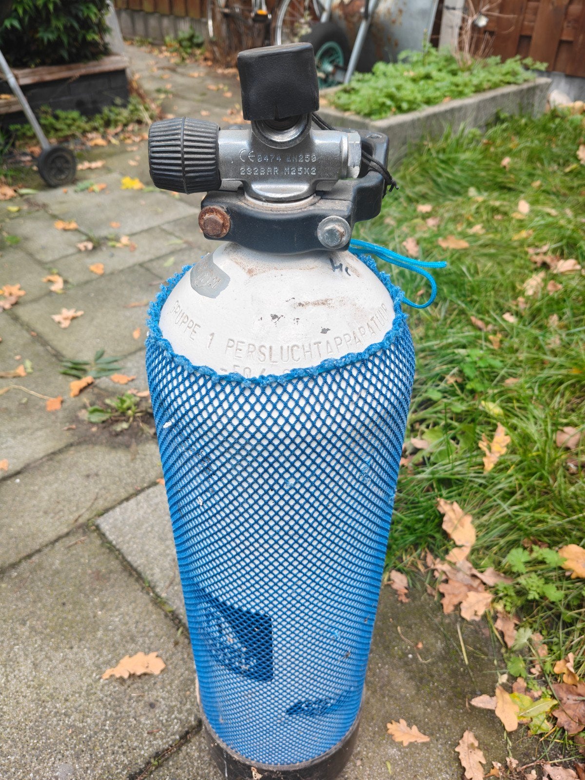 Duikfles 12L 232 Bar met kraan, Watersport en Boten, Ophalen, Gebruikt, Duikfles