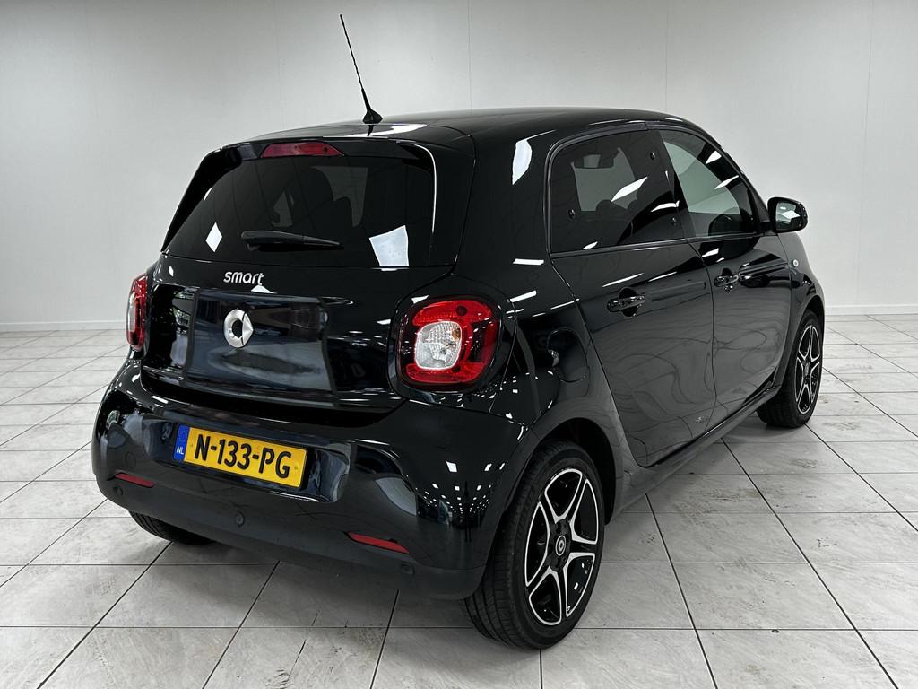 smart forfour EQ Comfort 18 kWh PARKEERSENSOREN ACHTER | CLI, Auto's, Smart, Gebruikt, Met garantie (alle), 43 €/maand, Zwart