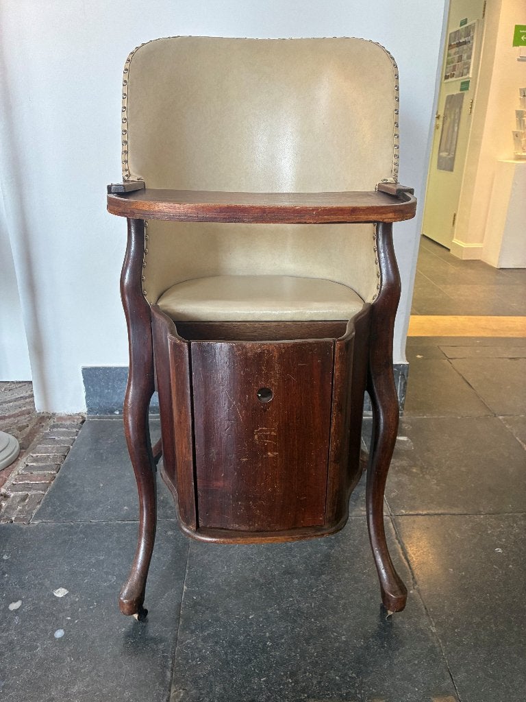 Antieke kinderstoel, Antiek en Kunst, Antiek | Meubels | Stoelen en Banken, Ophalen