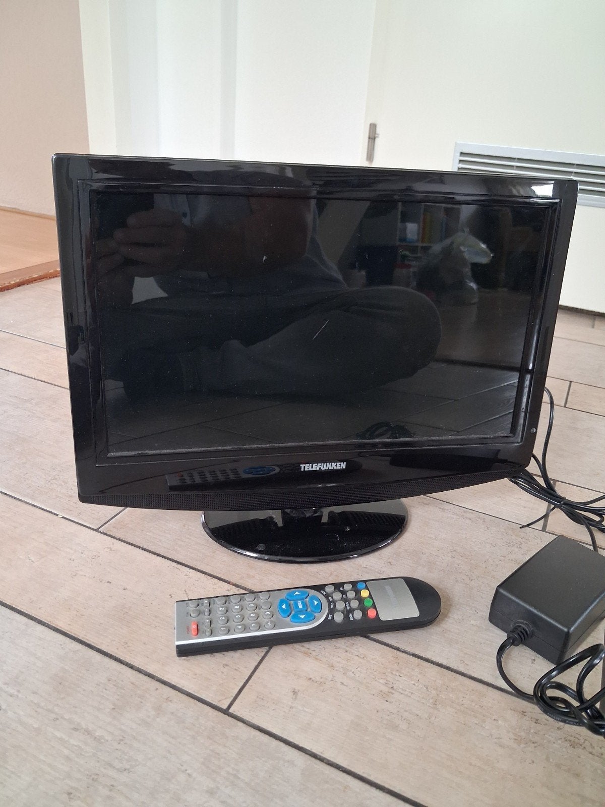Telefunken 15.6 inch LCD TV - Compact en Handig, Gebruikt, 50 Hz, LCD, Minder dan 40 cm