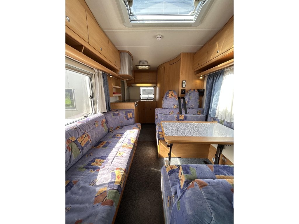Foto 12 van Knaus Sun Traveller 605MF 6-Persoons Fiat Ducato 2.8JTD