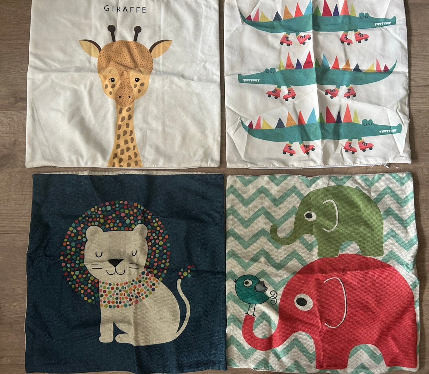 Kussenhoezen dieren 45x45, Ophalen, Ritssluiting, Hoeslaken of Sloop, Zo goed als nieuw