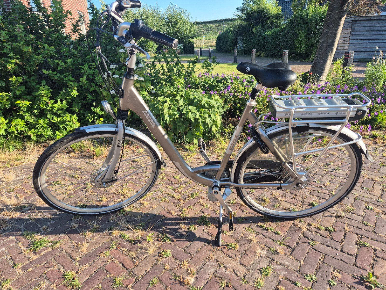 iCycle elektrische fiets met 1226 km op de teller, Fietsen en Brommers, Elektrische fietsen, Gebruikt, 51 tot 55 cm, 50 km per accu of meer
