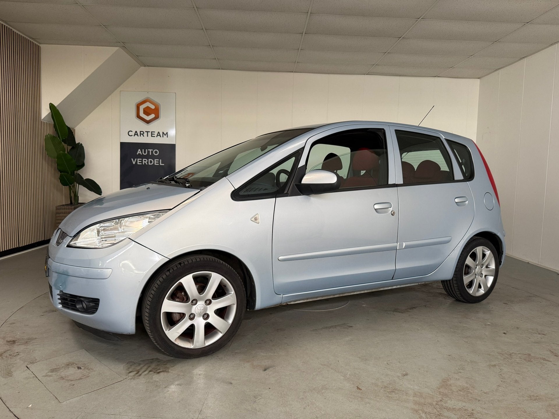 Mitsubishi Colt 1.3 Instyle Airco, LMV, Auto's, Gebruikt, Blauw, Colt, Origineel Nederlands