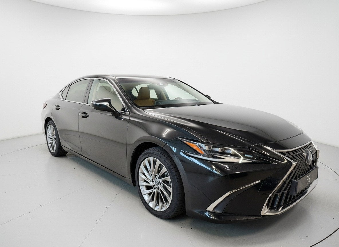Lexus ES 300h President Line | Mark Levinson | 360 Camera, 12 maanden, Gebruikt, 4 cilinders, 1655 kg