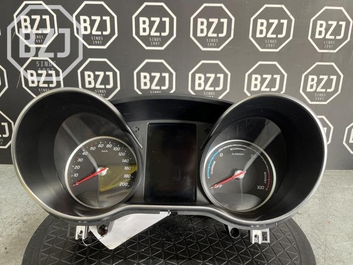 Kilometerteller KM van een Mercedes EQV, Gebruikt, -, 6 maanden garantie, Ophalen of Verzenden
