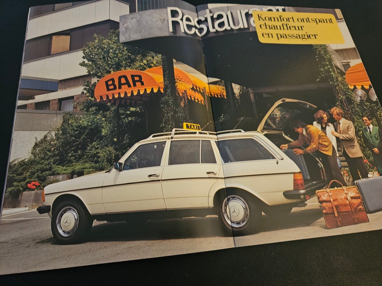 Brochure Mercedes-Benz Taxi 1981, Ophalen of Verzenden, Zo goed als nieuw, Mercedes