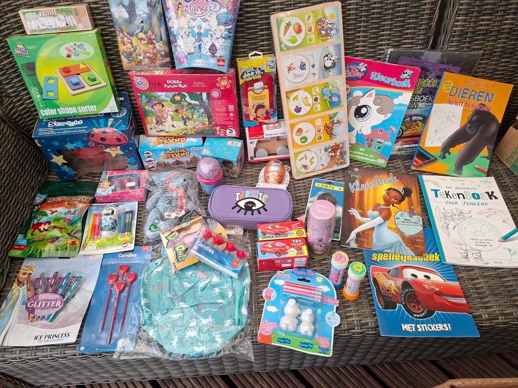 Partij speelgoed 37 stuks, Kinderen en Baby's, Speelgoed | Overig, Ophalen of Verzenden, Nieuw, Jongen of Meisje