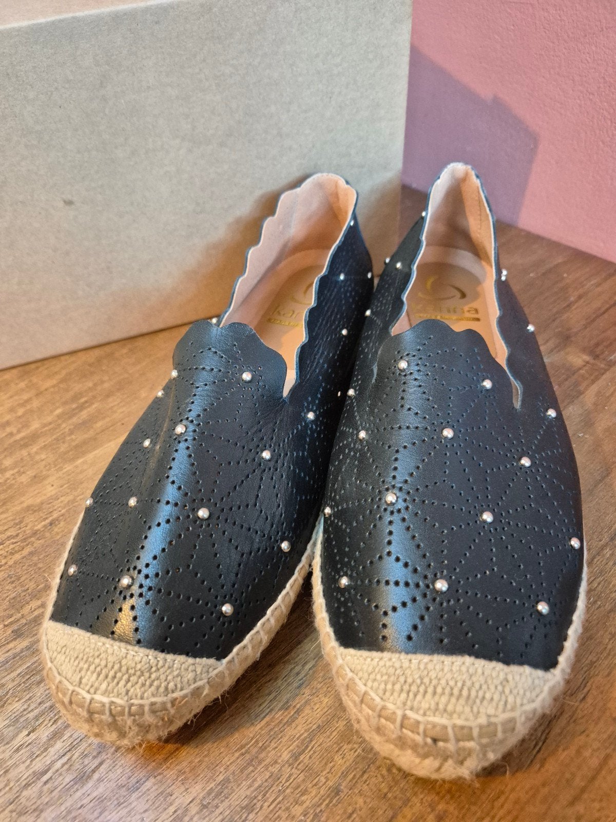 Kanna Zwarte Espadrilles met Studs - Maat 41, Kleding | Dames, Zwart, Nieuw, Ophalen of Verzenden, Espadrilles of Moccasins